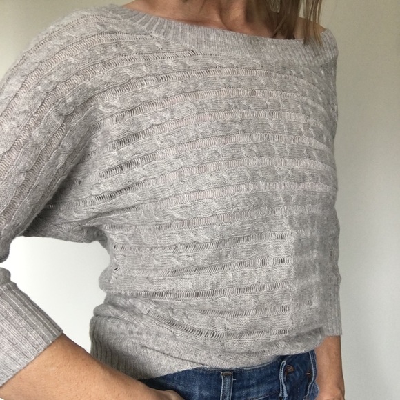 NWT American Eagle Outfitters Cable Knit Dolman Sweater, size Medium ❤️ - Picture 3 of 11